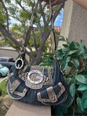 Y2k GUESS Denim and Croc-Trim Shoulder Bag in Blue